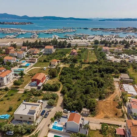 Julija Zadar Villa Sukosan