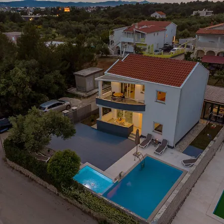 Julija Zadar Villa