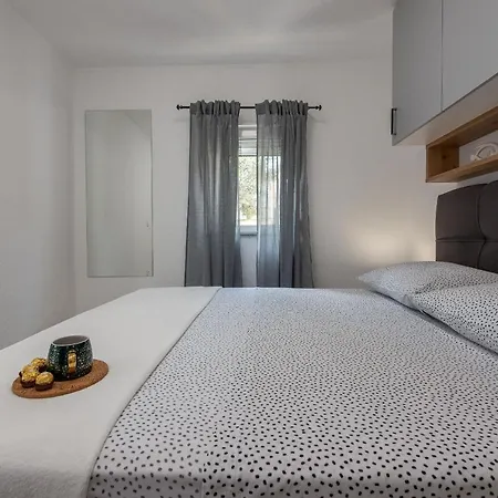Julija Zadar Villa