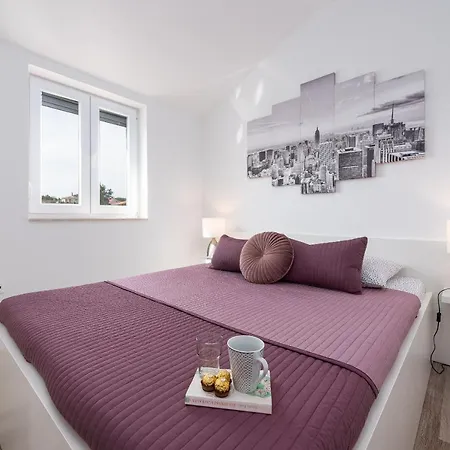 Julija Zadar Villa *
