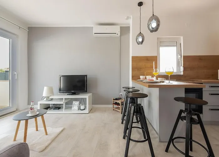 Julija Zadar Вилла *