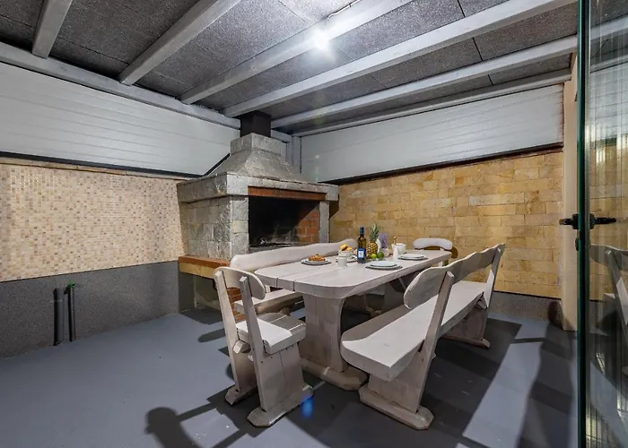 Вилла Julija Zadar *