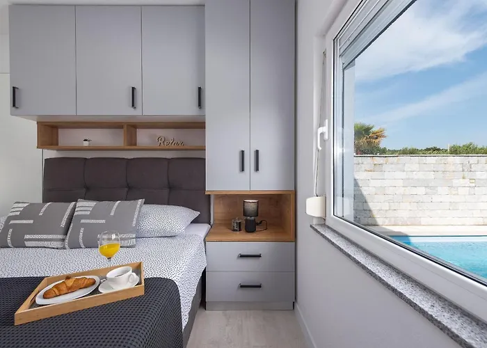 Julija Zadar * Sukošan