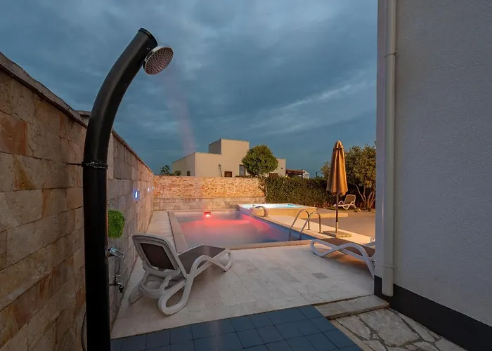 Вилла Julija Zadar *