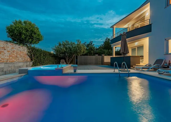 Вилла Julija Zadar *